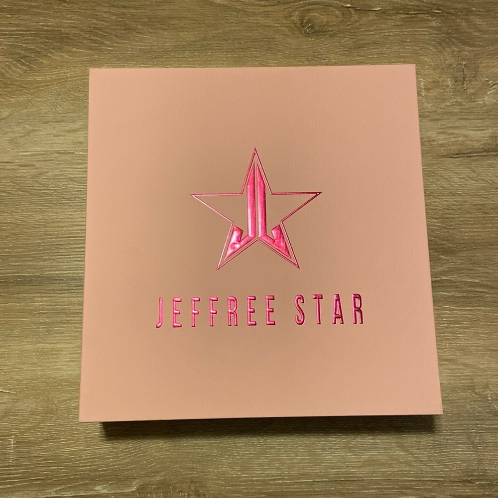 Jeffree Star Tree Topper PINK
